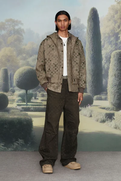Look 12